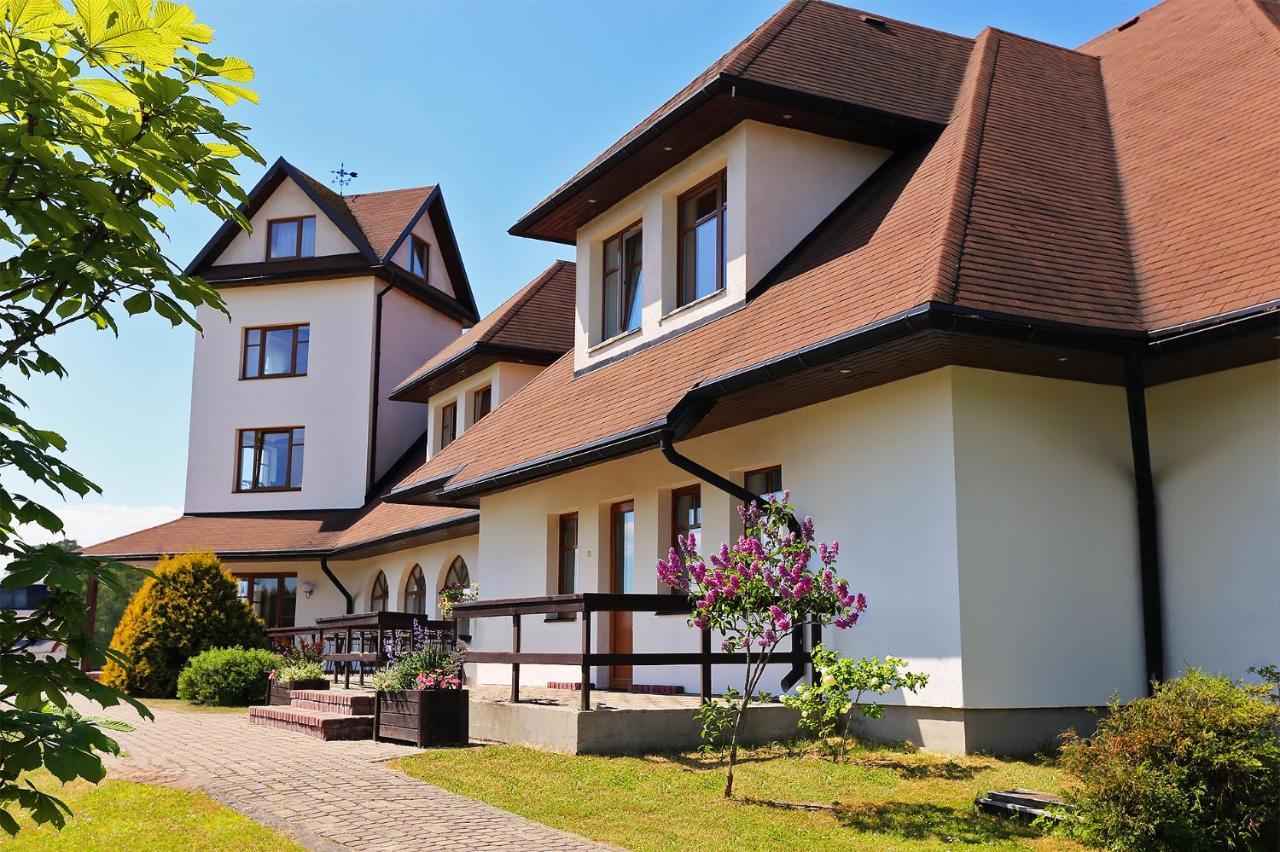 Guesthouse Cetri Veji Turkalne Exterior photo