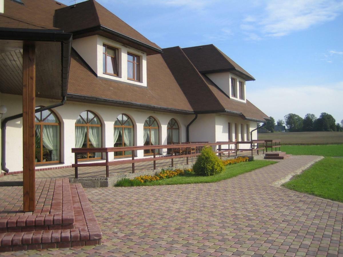 Guesthouse Cetri Veji Turkalne Exterior photo